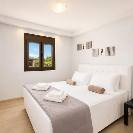 Tsampikos Villa Lakhania