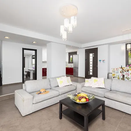 Tsampikos Λαχανιά